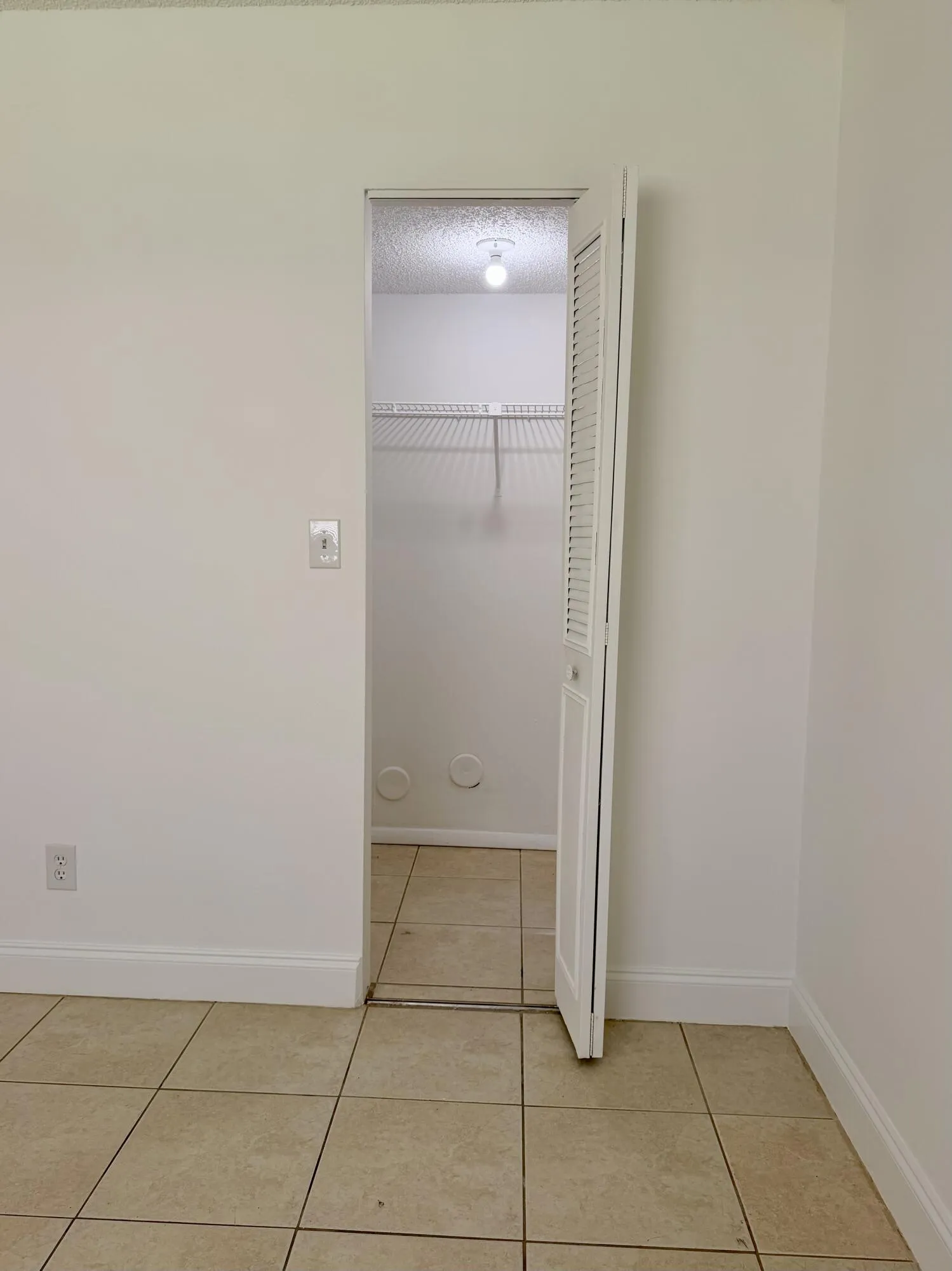20.BR Closet
