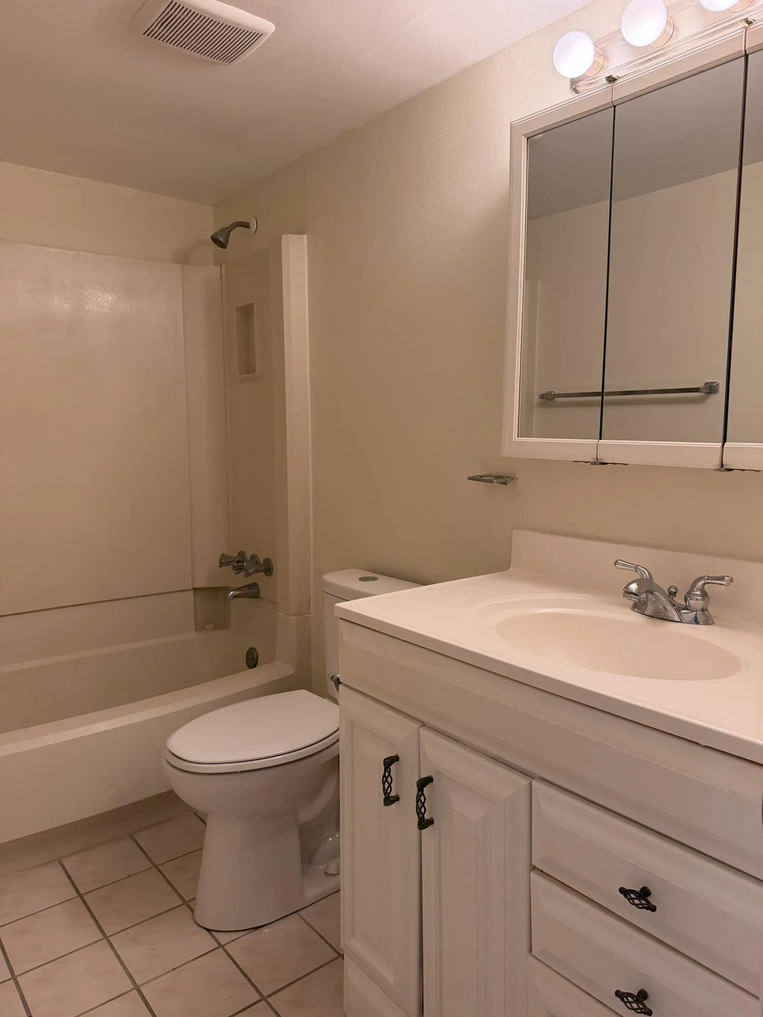 12.Bath1