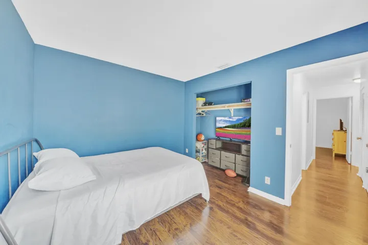 19 Guest Bedroom B (3)