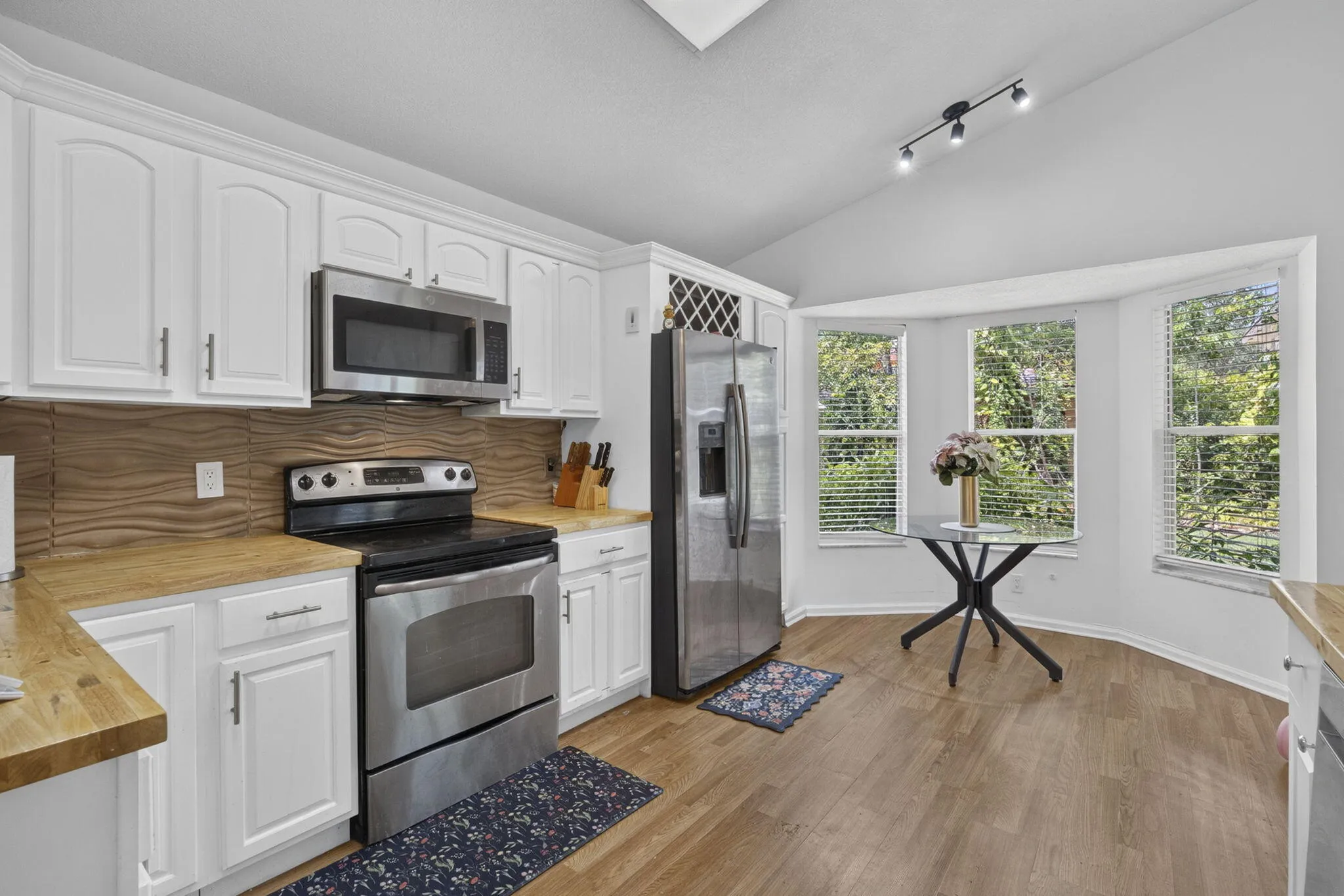 28-web-or-mls-BS1A2923