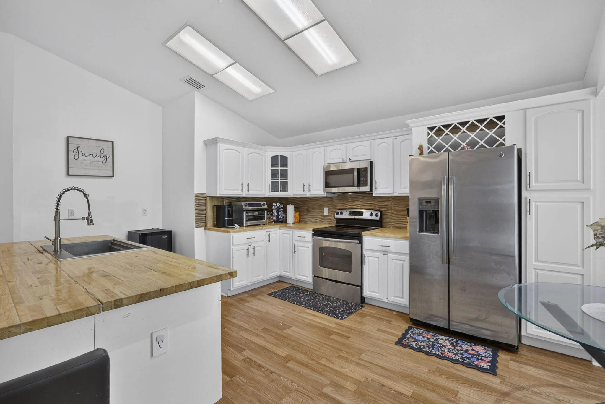 25-web-or-mls-BS1A2909
