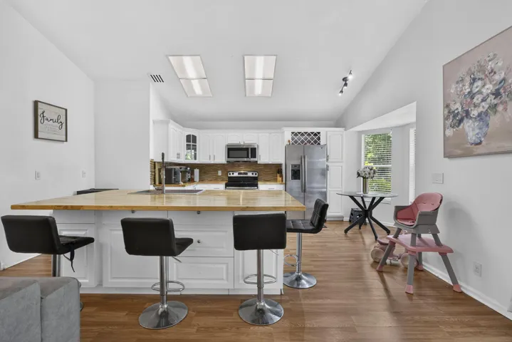 23-web-or-mls-BS1A2893