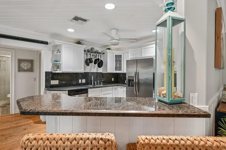 Kitchen Bar
