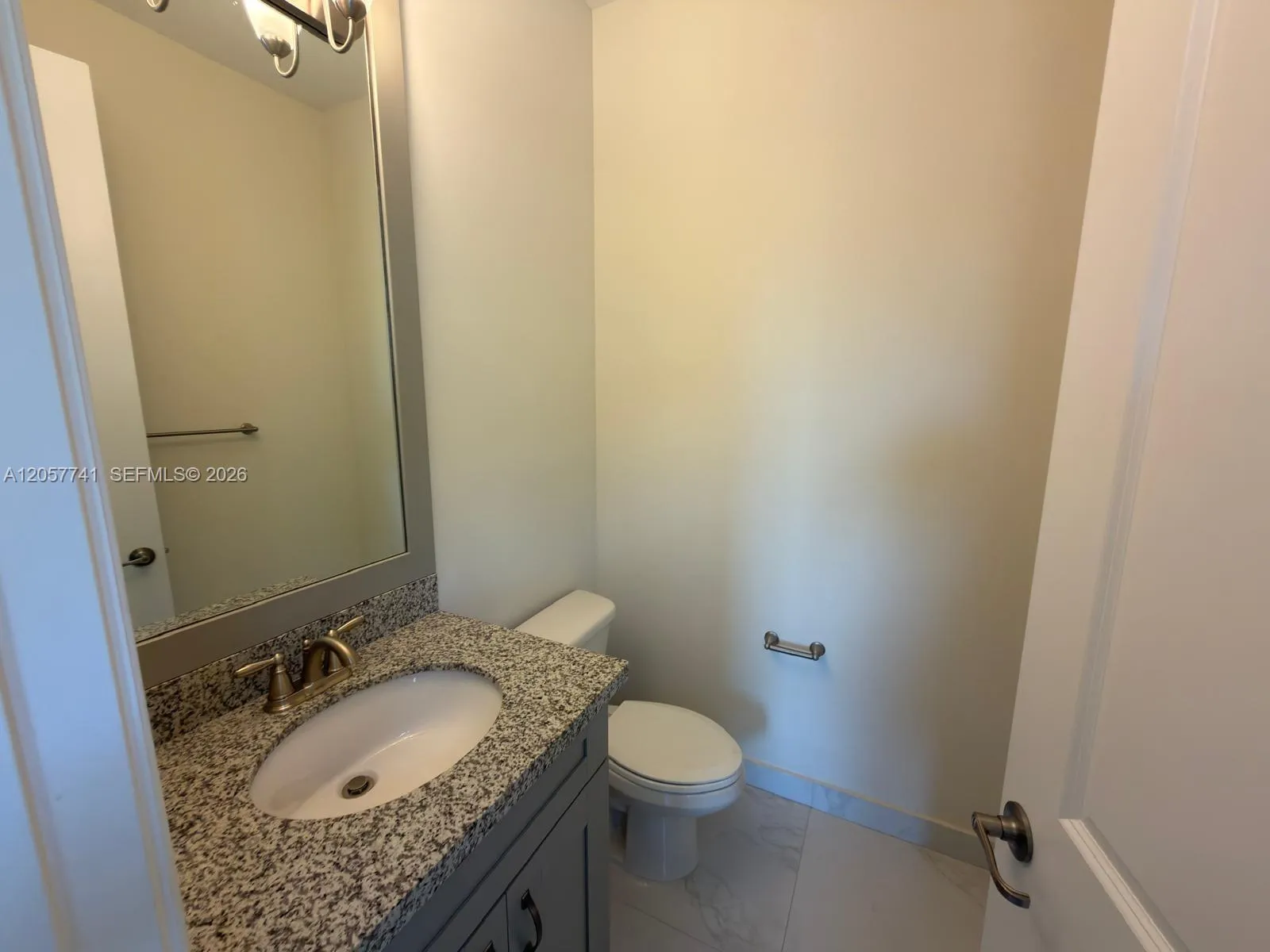 Property photo 77