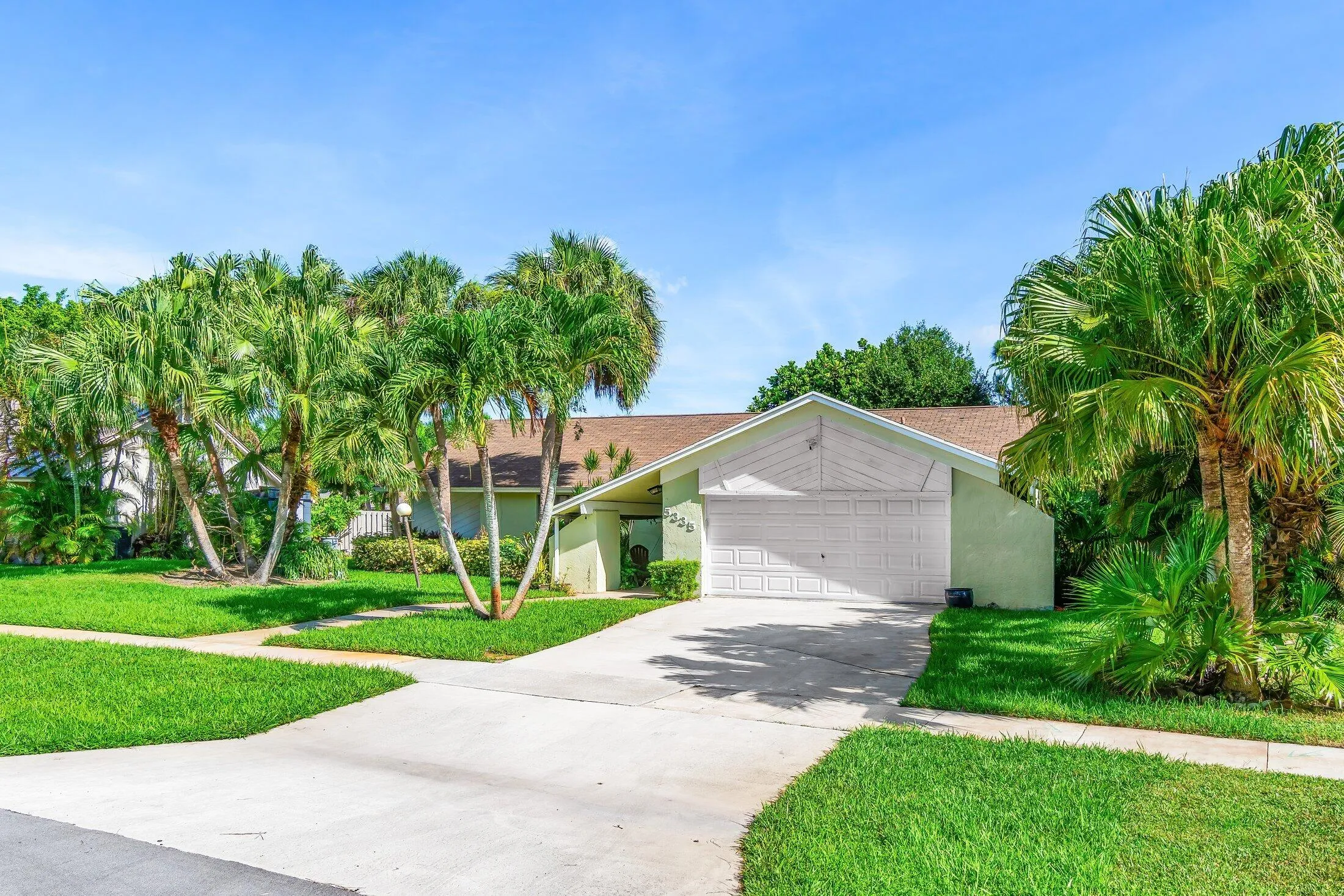 002-5335HavasuCourt-Greenacres-FL-33467-