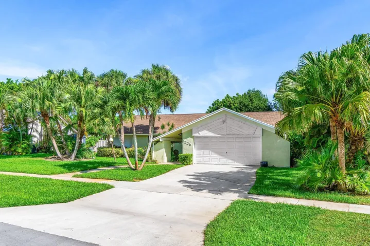002-5335HavasuCourt-Greenacres-FL-33467-