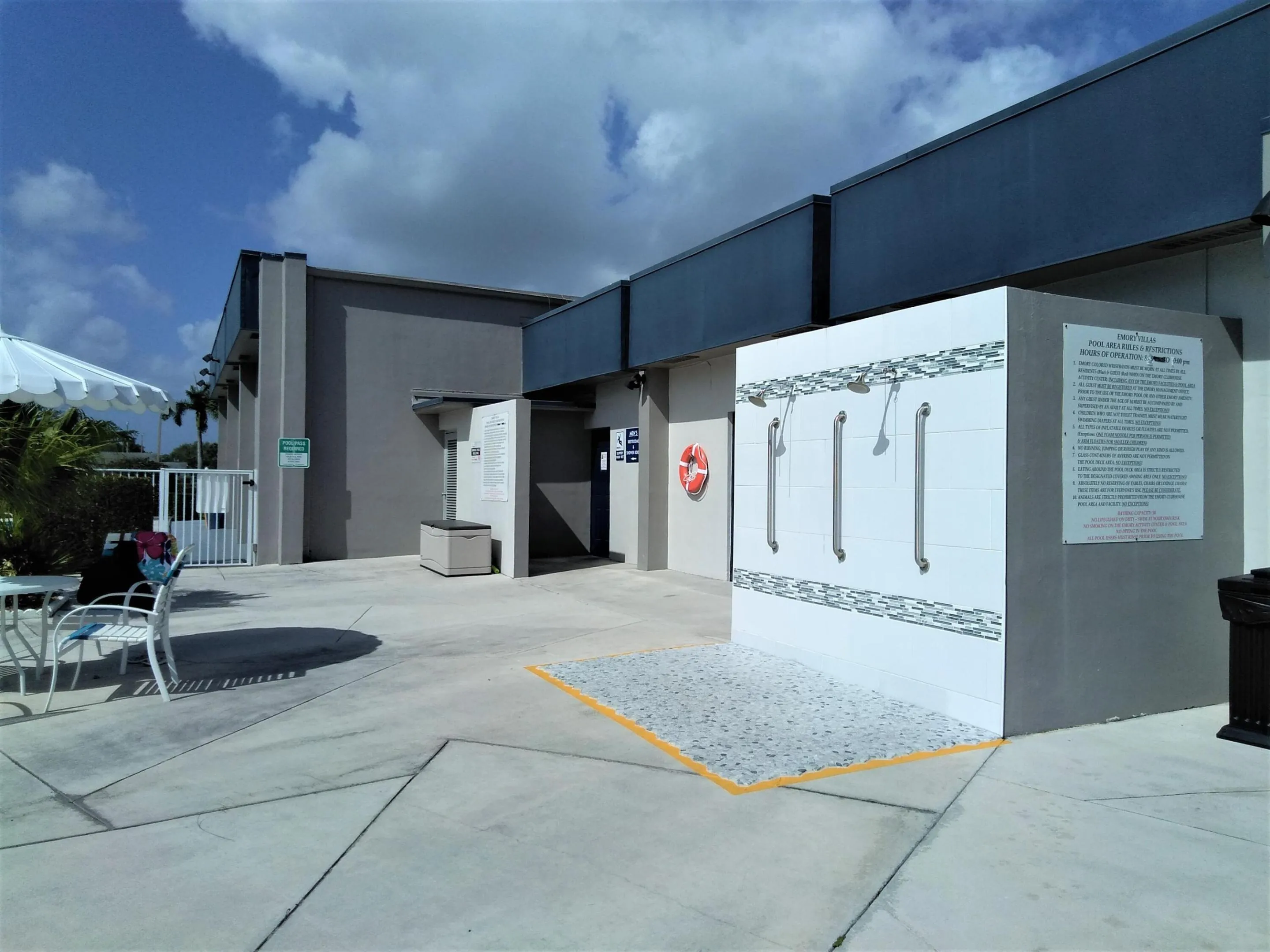 POOL SHOWERS AND RESTROOMS