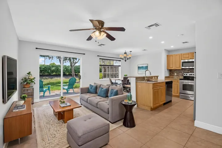 Virtual Staging Cloud - 7-web-or-mls-DSC