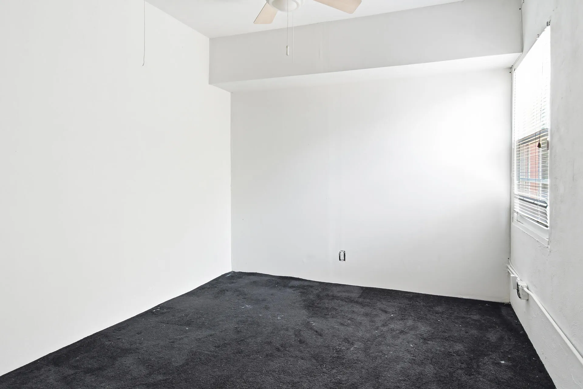 205-RUTLAND-BLVD-33405-031