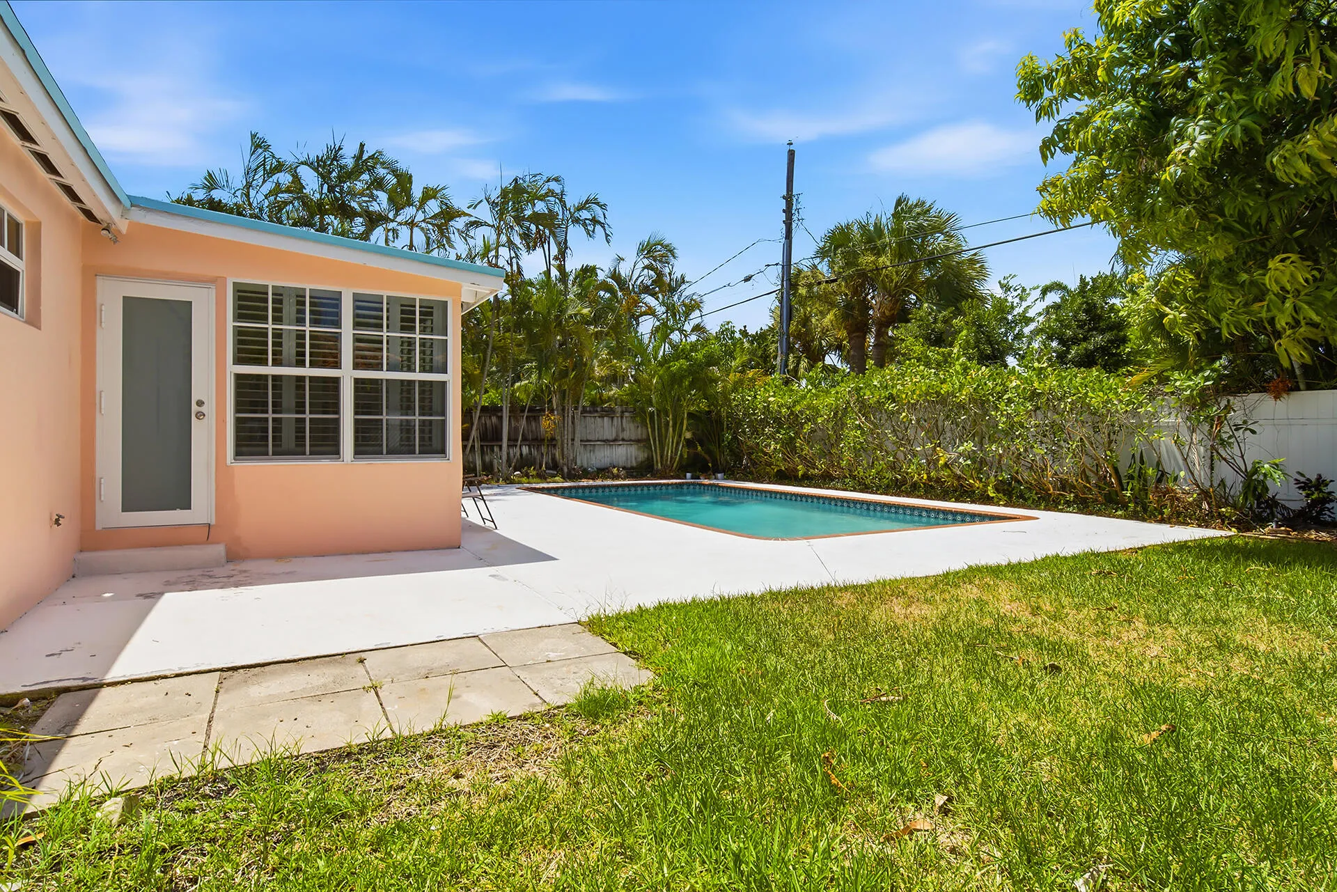 205-RUTLAND-BLVD-33405-015