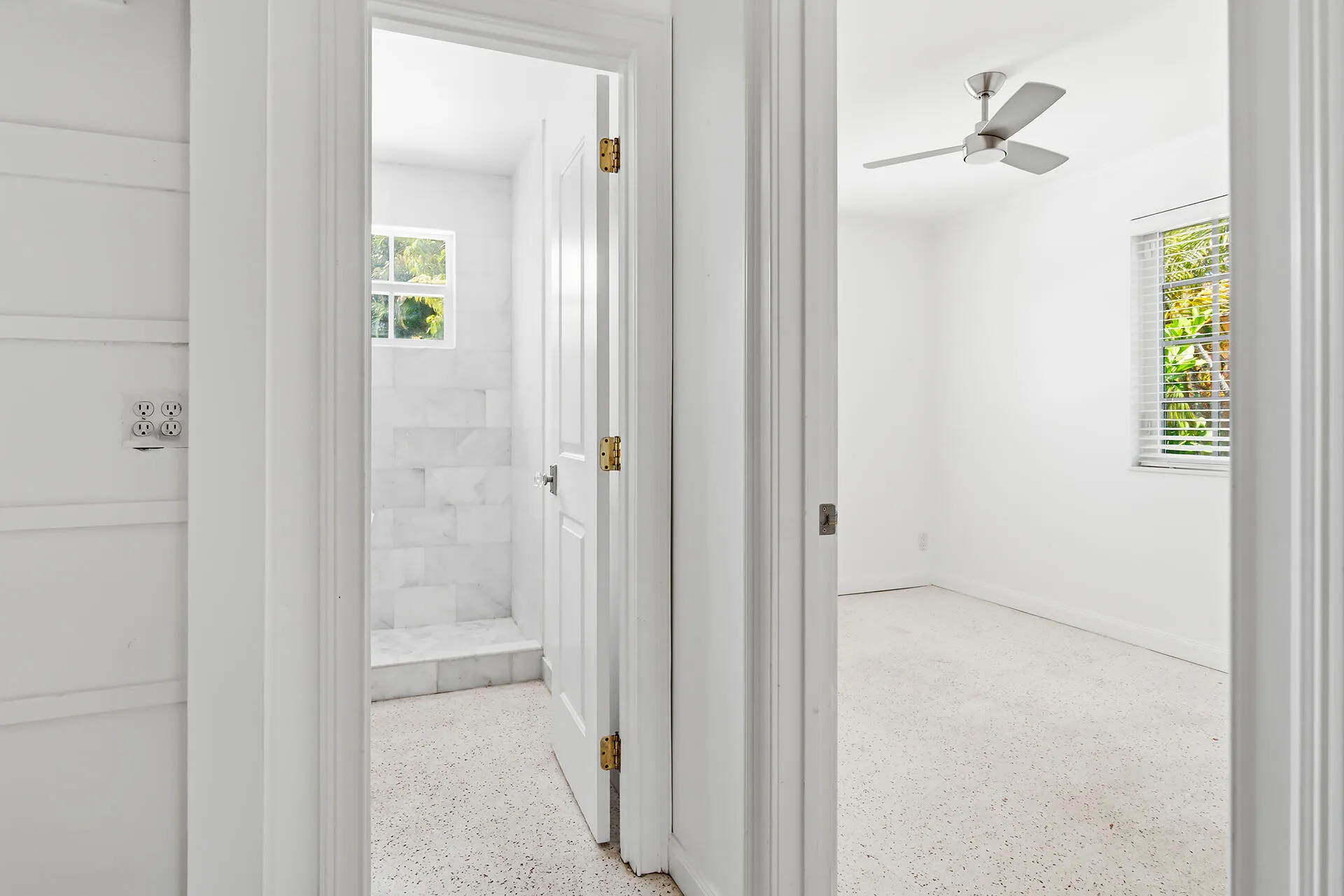 205-RUTLAND-BLVD-33405-024