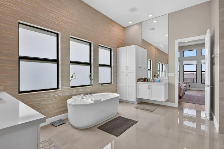49-web-or-mls-12450-9746