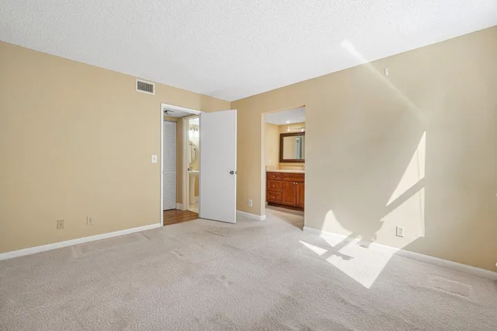 024-950EgretCircle-5202-DelrayBeach-FL-3
