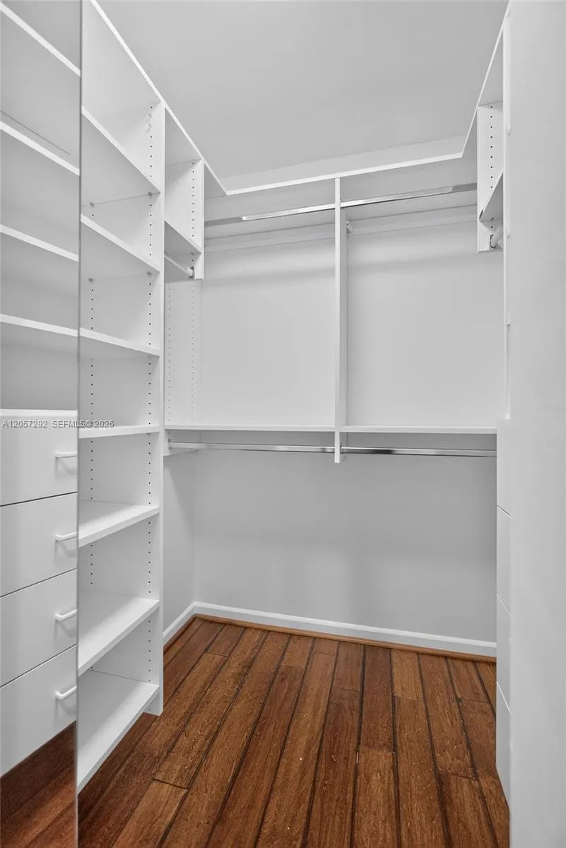 Property photo 64