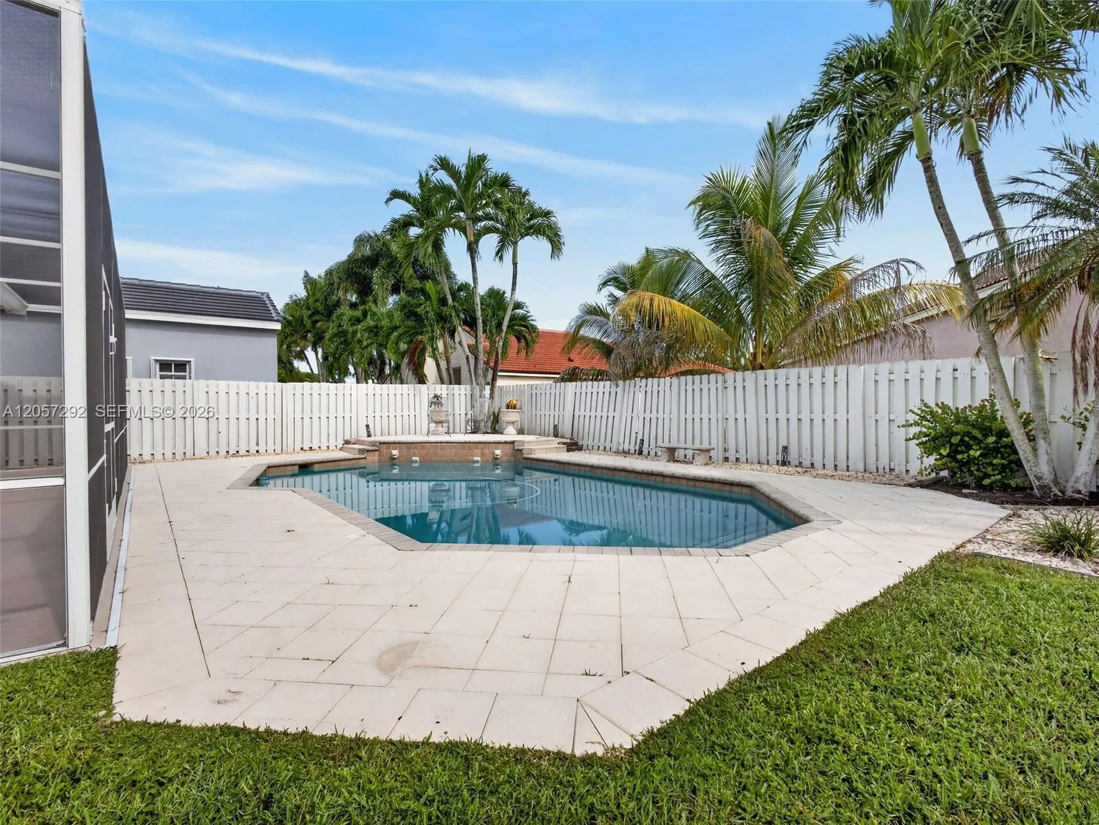 Property photo 98
