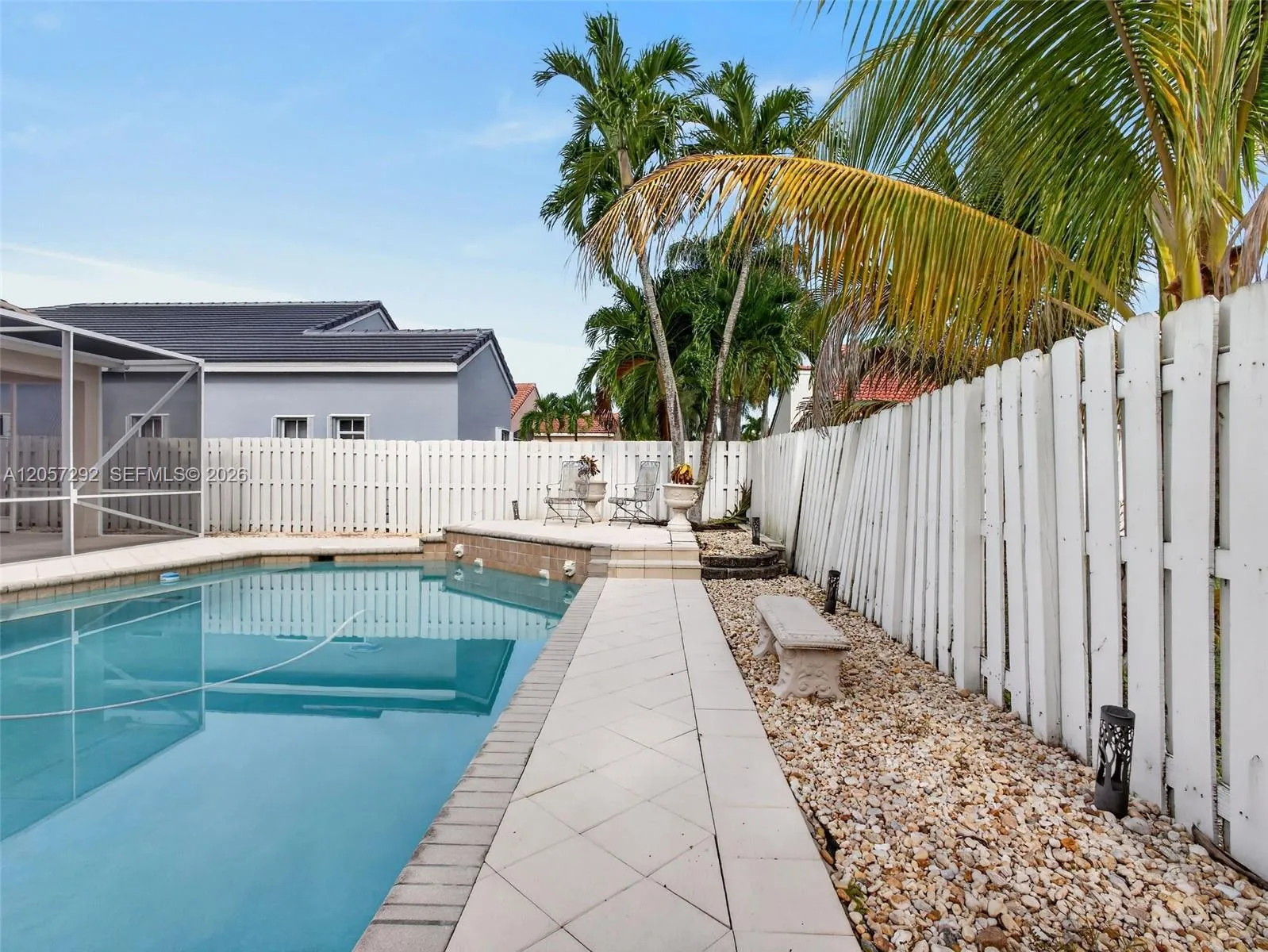 Property photo 99