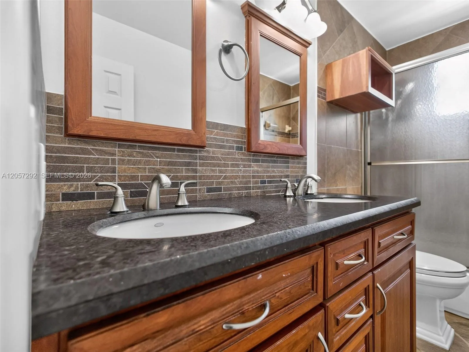 Property photo 88