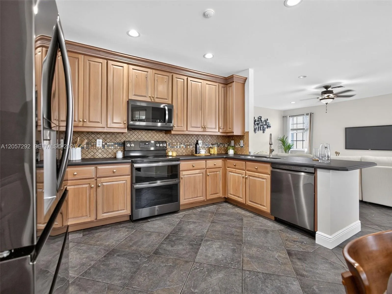 Property photo 33