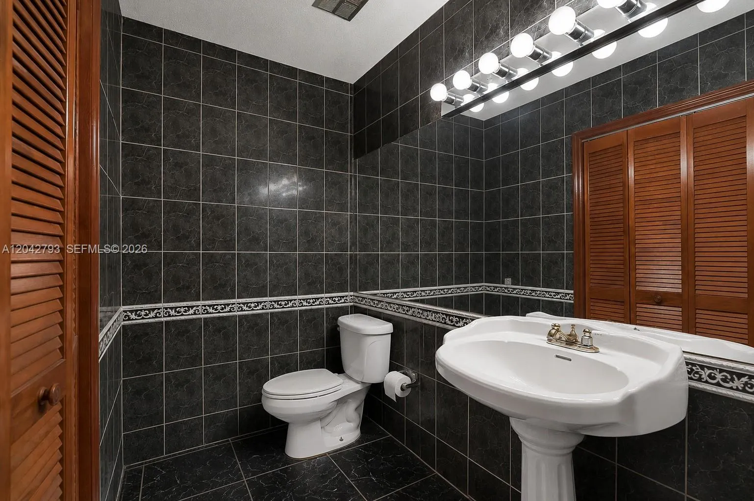 Property photo 46