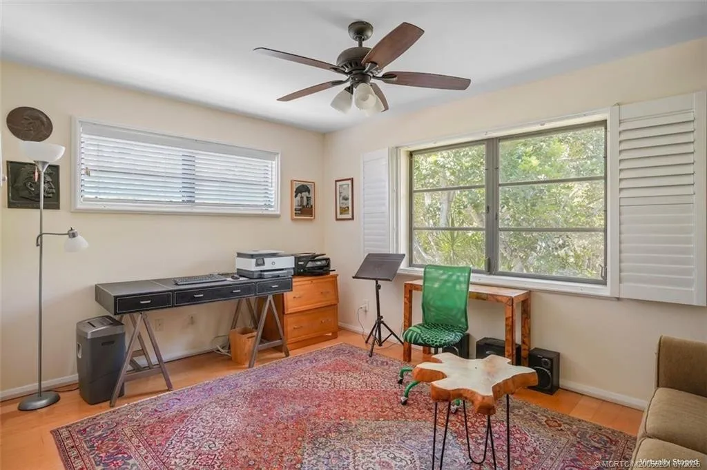 Property photo 28