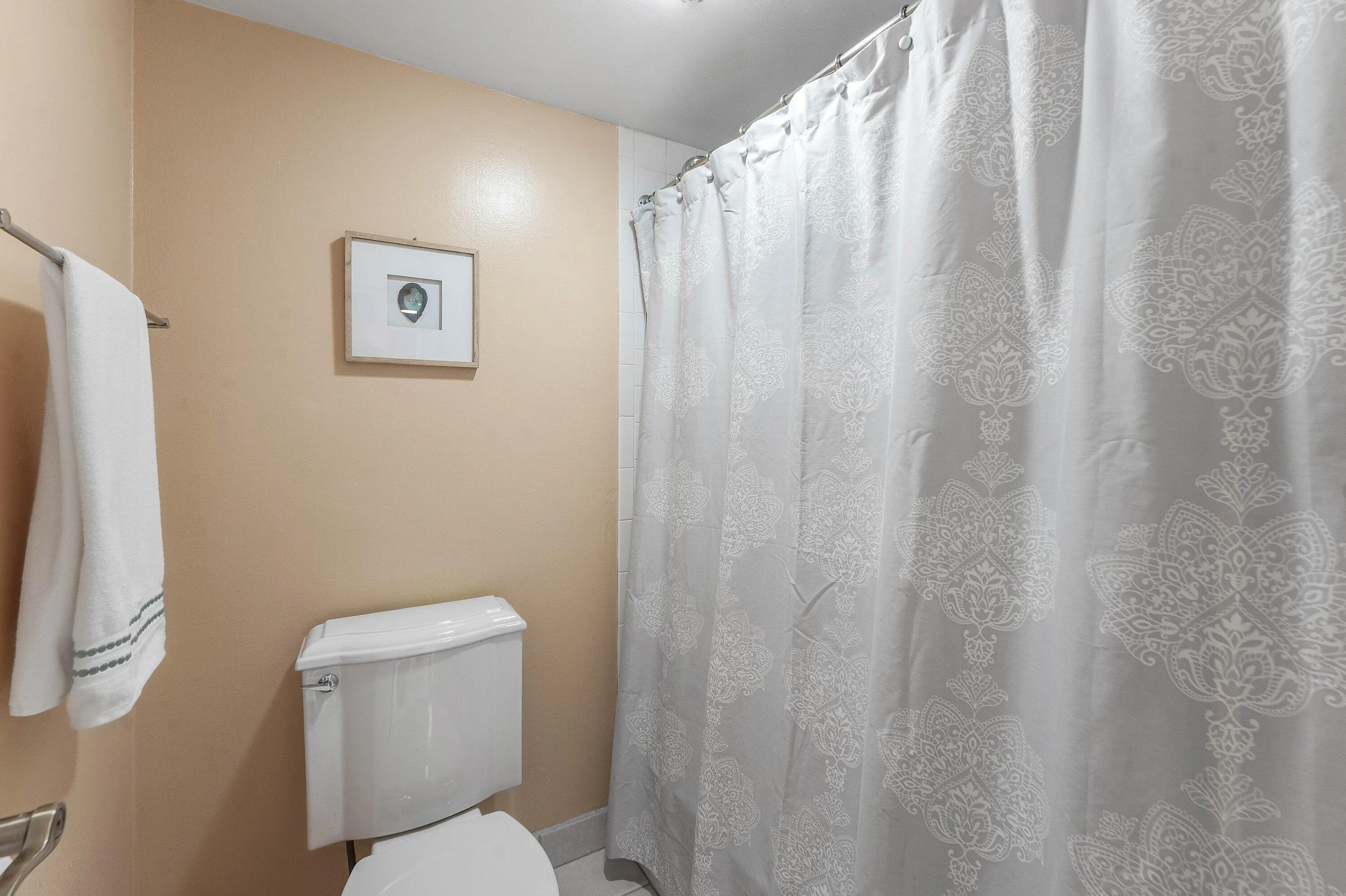 2nd bathroom - offers a tub