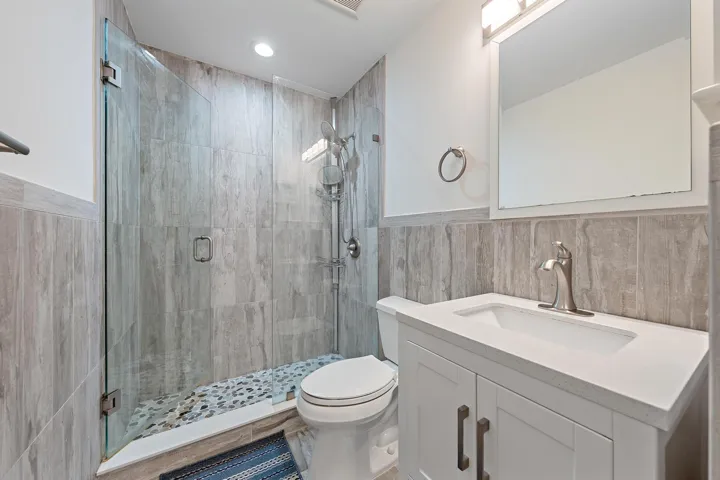 1267 Gembrook Ct-11