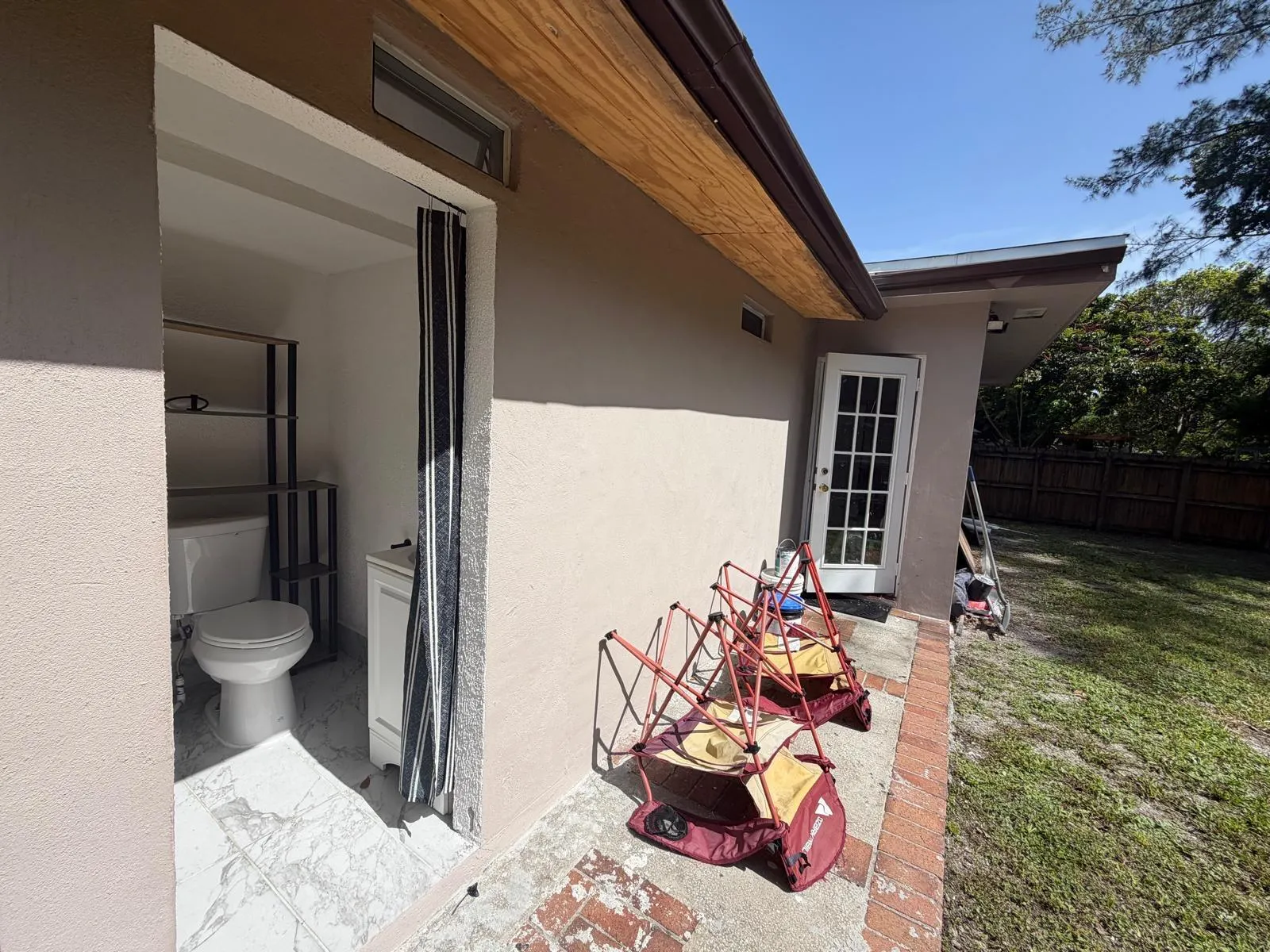 Patio half bathroom