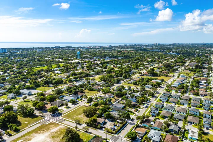036-230Southwest6thAvenue-DelrayBeach-FL