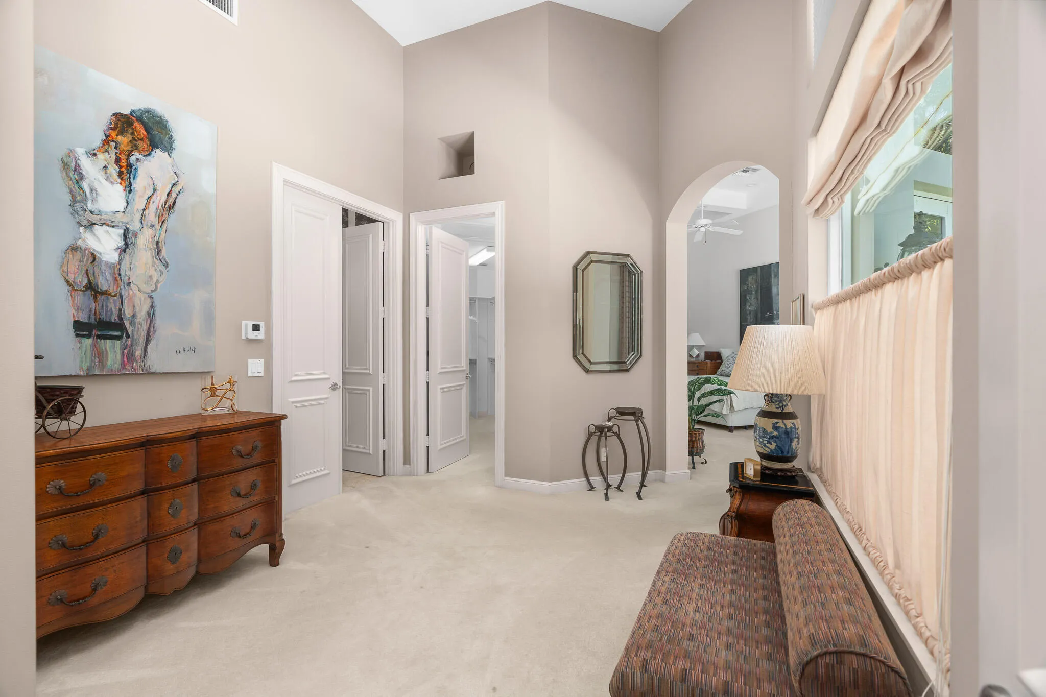 primary bedroom entry and sitting area