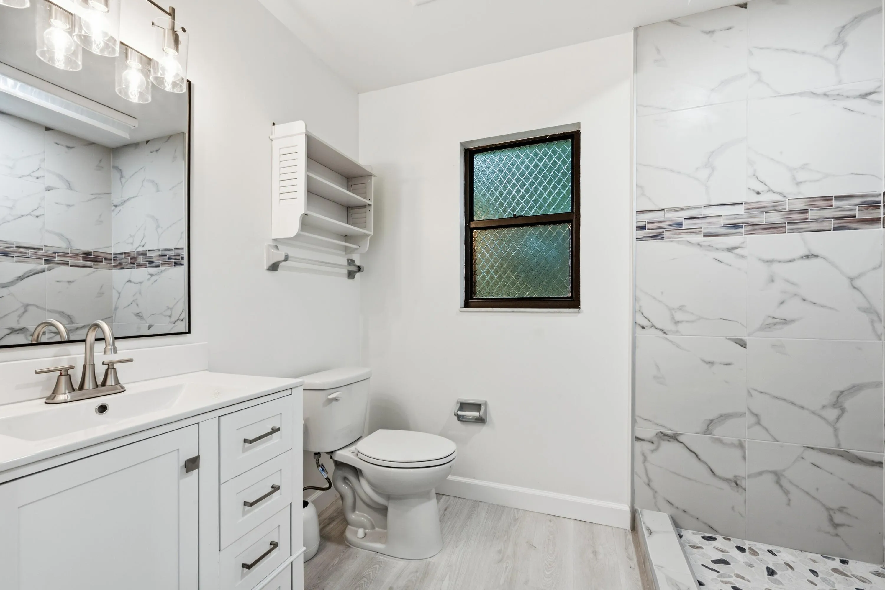 PRIMARY BATHROOM