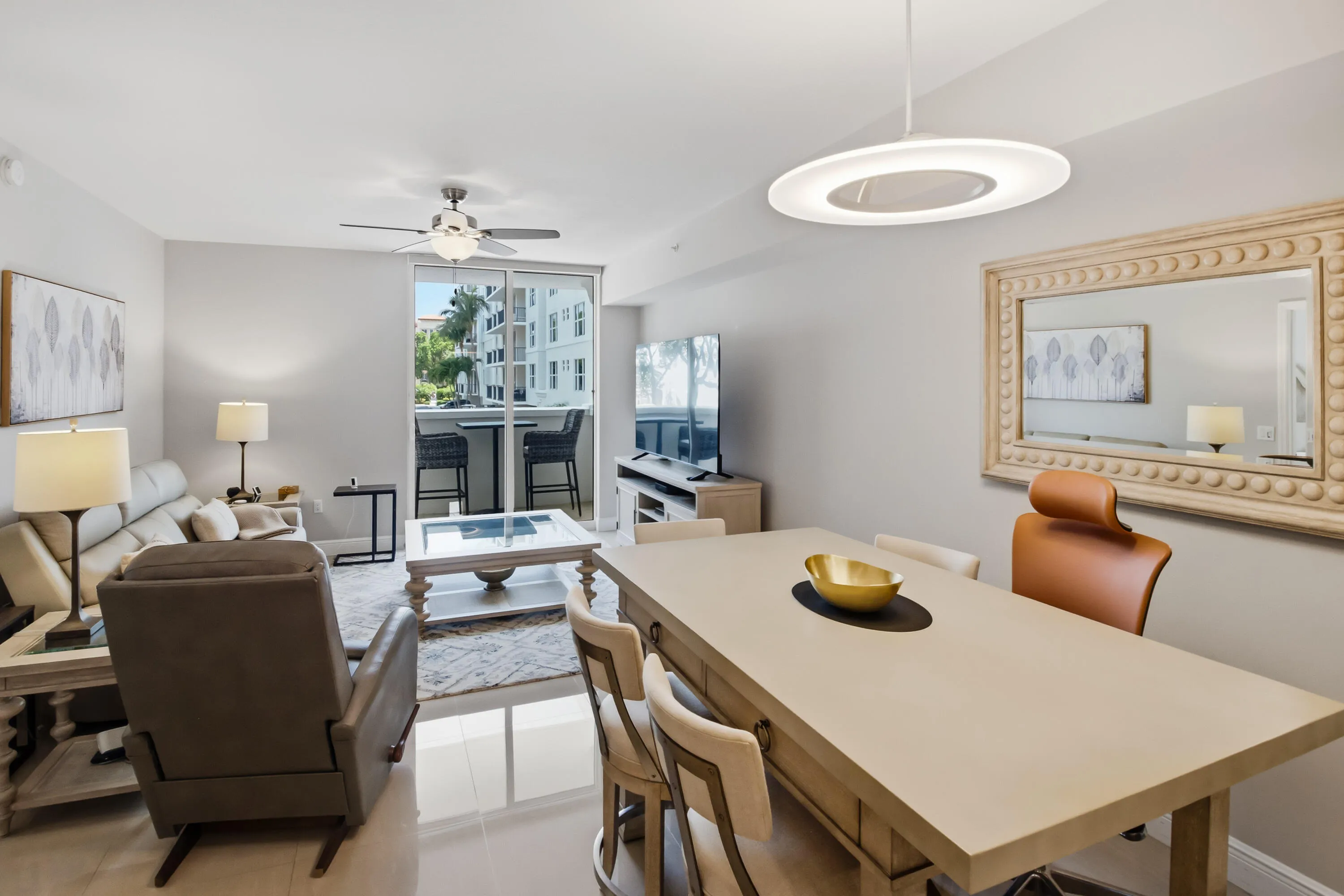 20260615-01-101 SE 20th Ave Unit 201, De