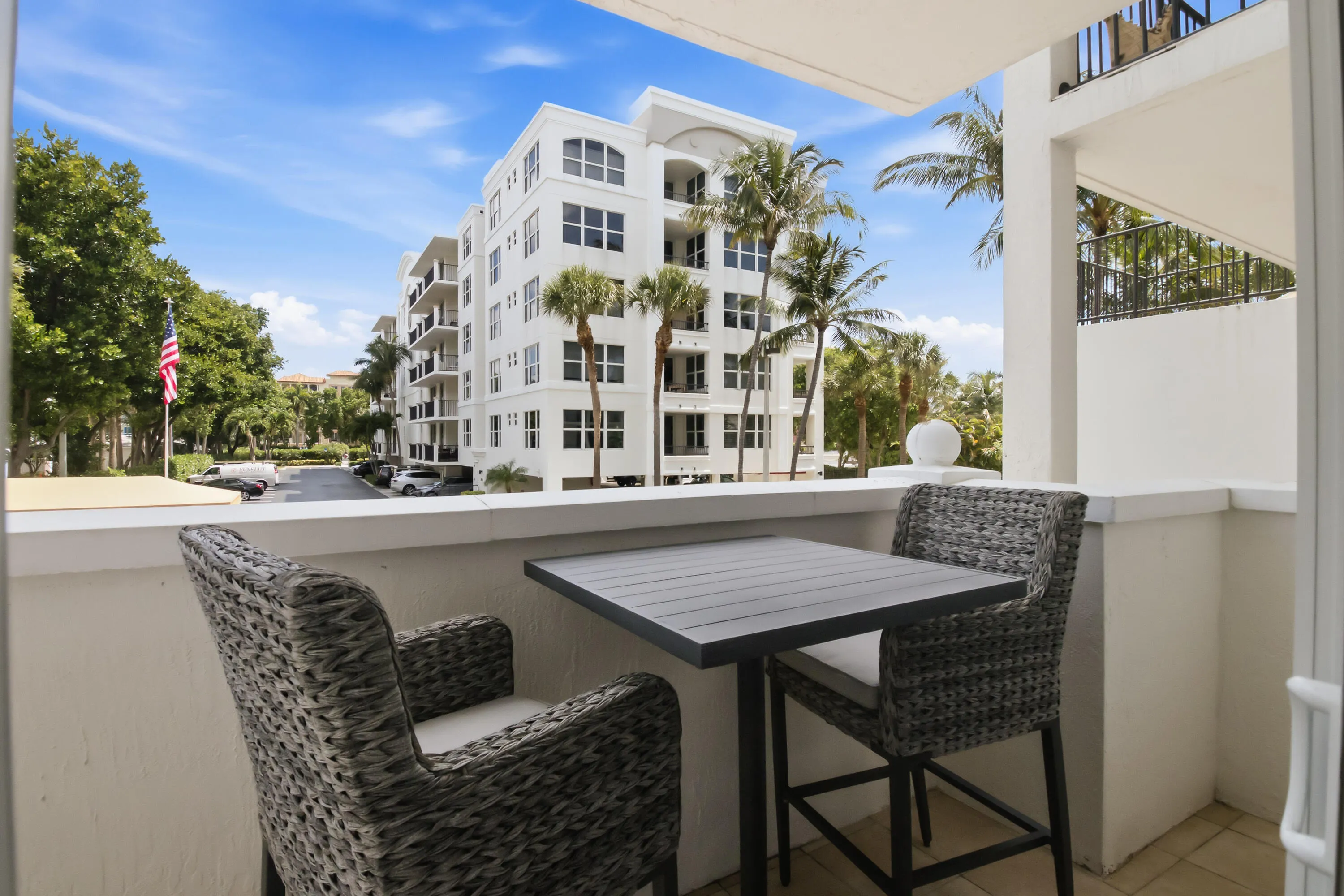 20260615-01-101 SE 20th Ave Unit 201, De