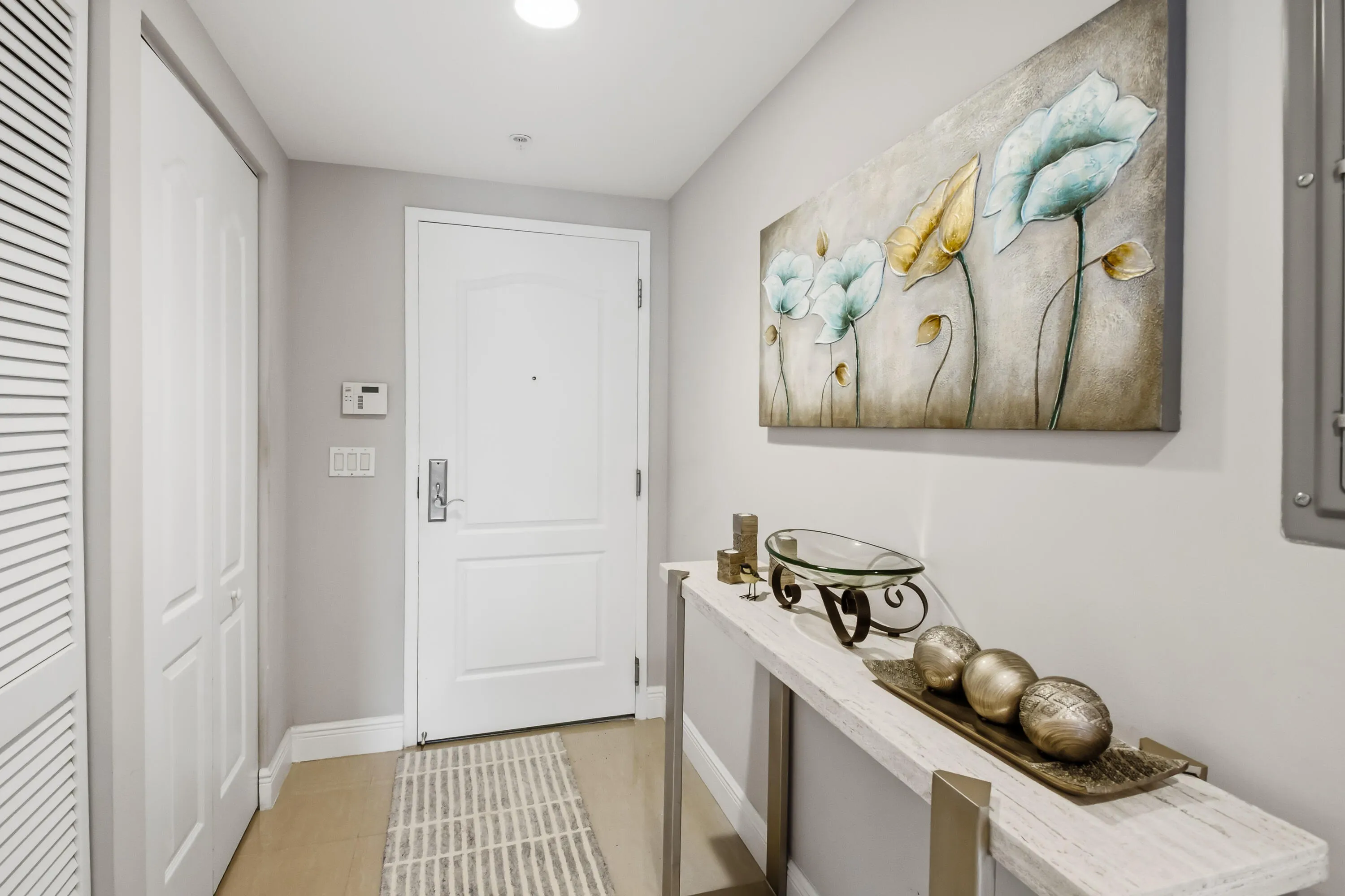 20260615-01-101 SE 20th Ave Unit 201, De