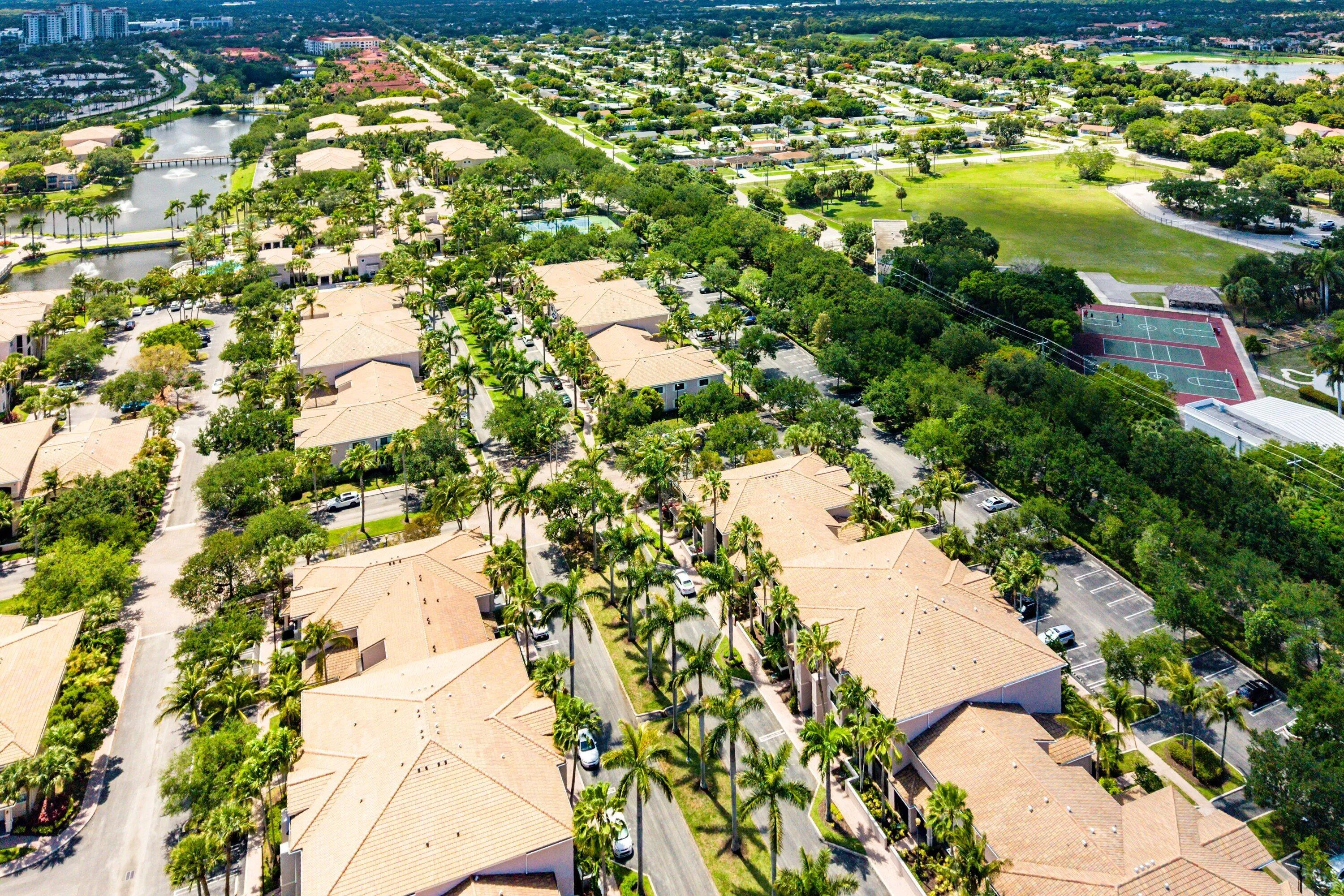 034-2801SarentoPlace-102-PalmBeachGarden
