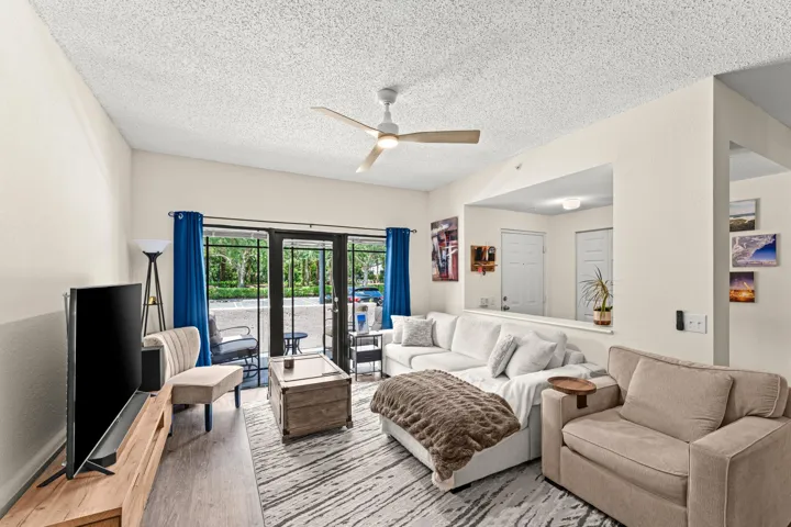 014-2801SarentoPlace-102-PalmBeachGarden