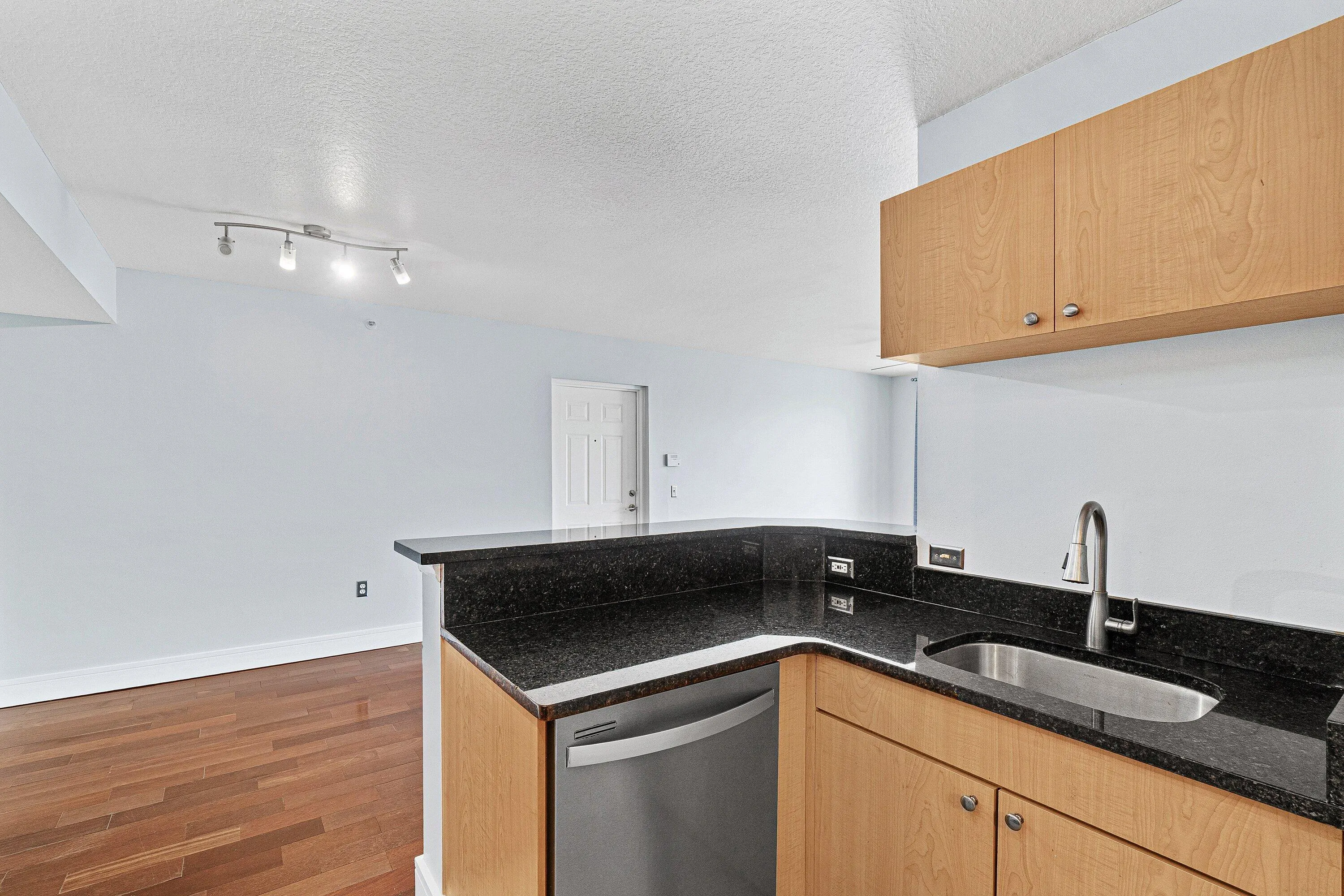 017-1013VillaCircle-BoyntonBeach-FL-3343