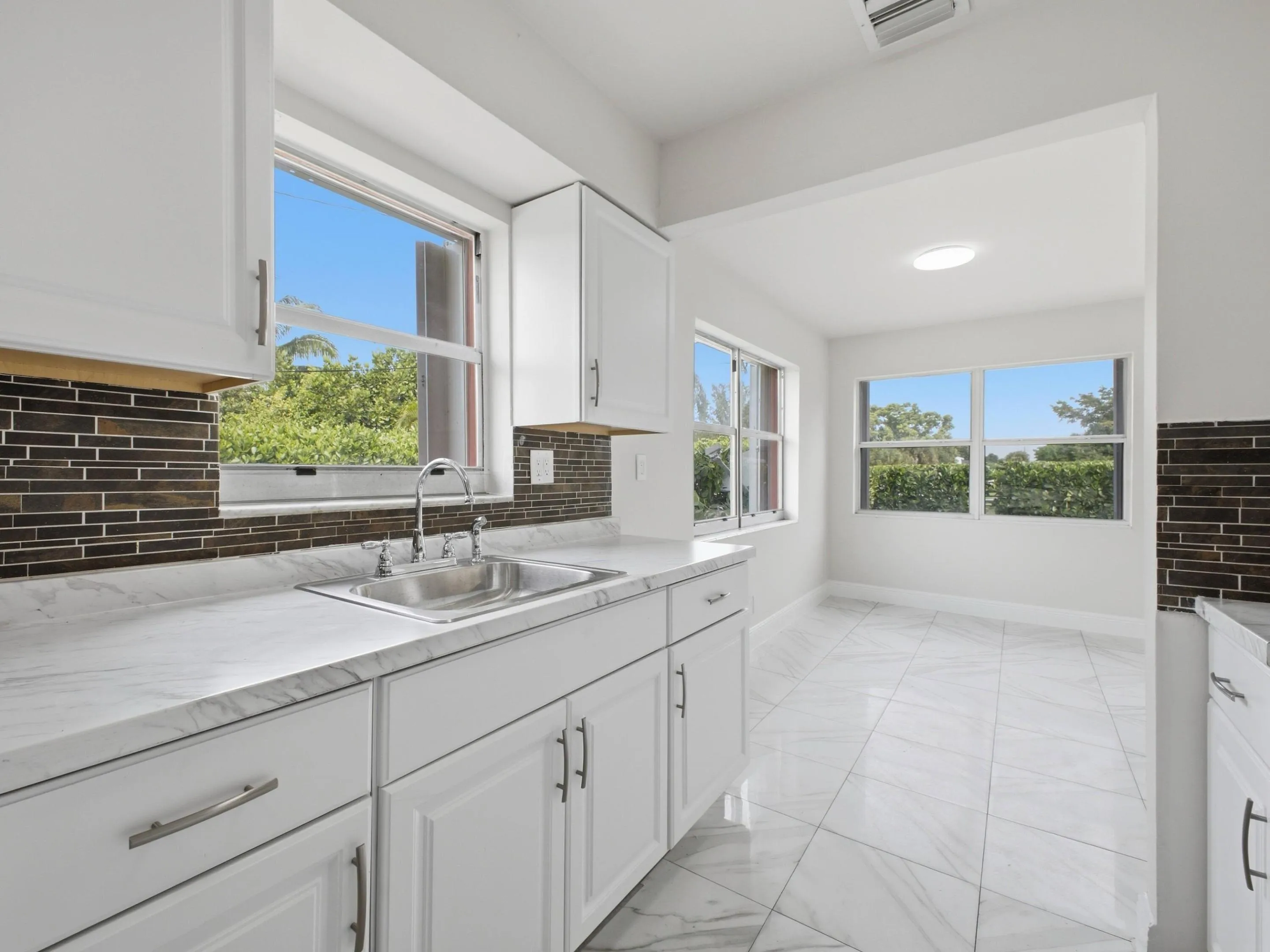 Kitchen 5