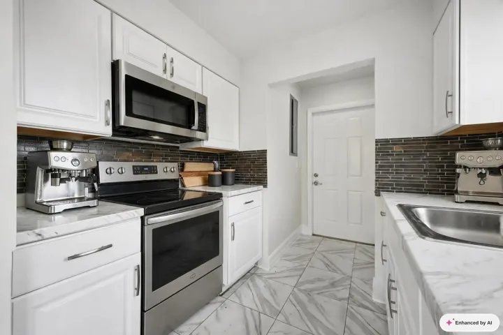 Kitchen 1 Staged