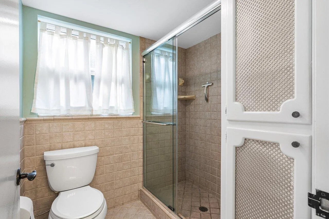 023-1015IngrahamAvenue-2-DelrayBeach-FL-