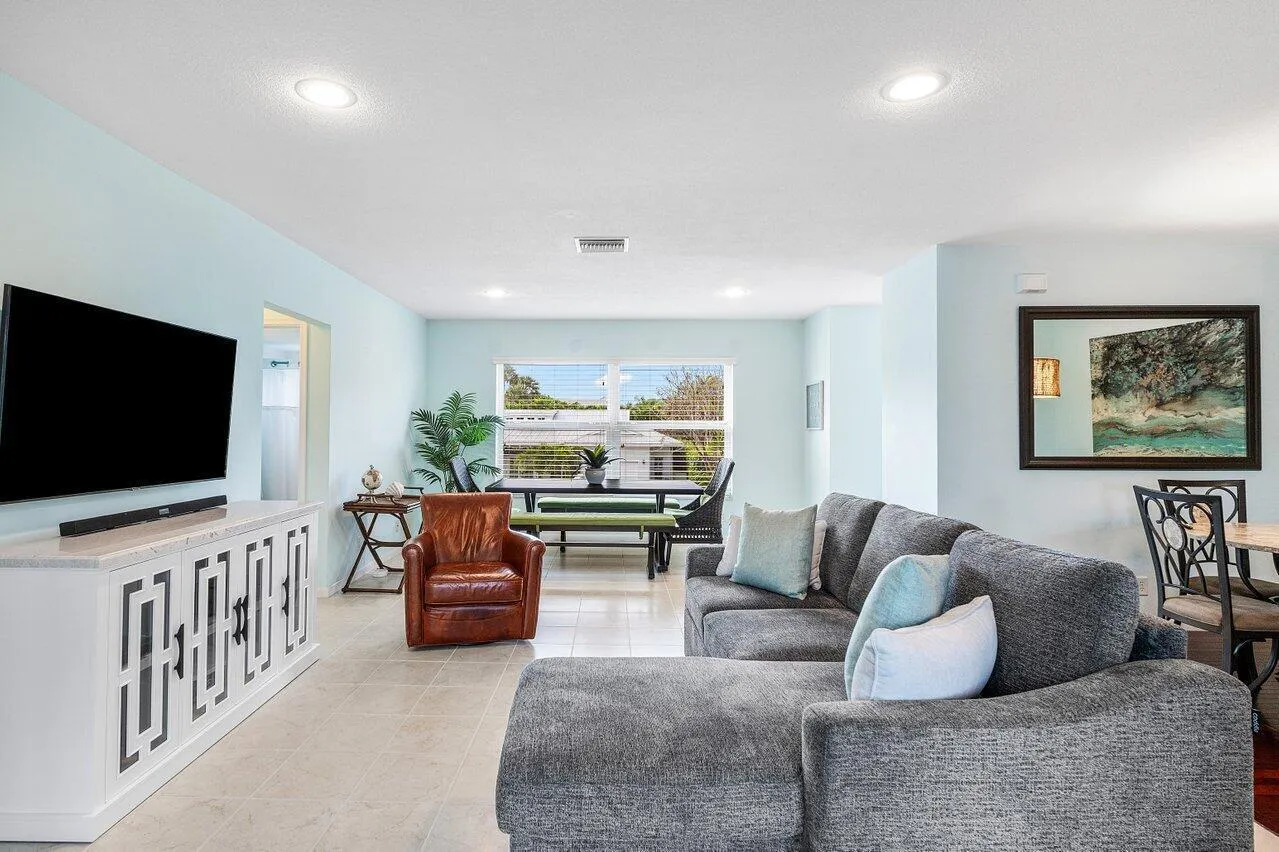 029-1015IngrahamAvenue-2-DelrayBeach-FL-
