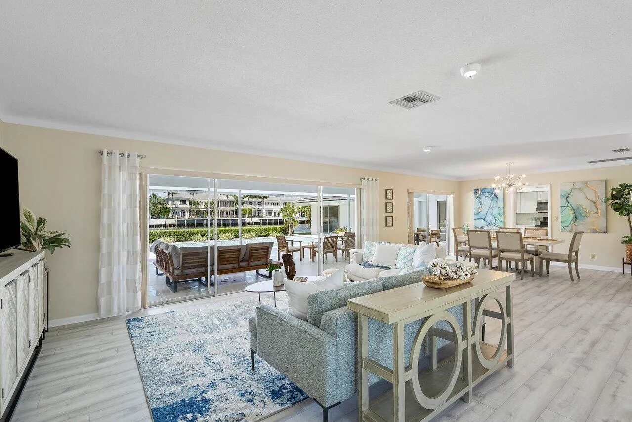 014-2767SpanishRiverRoad-BocaRaton-FL-33
