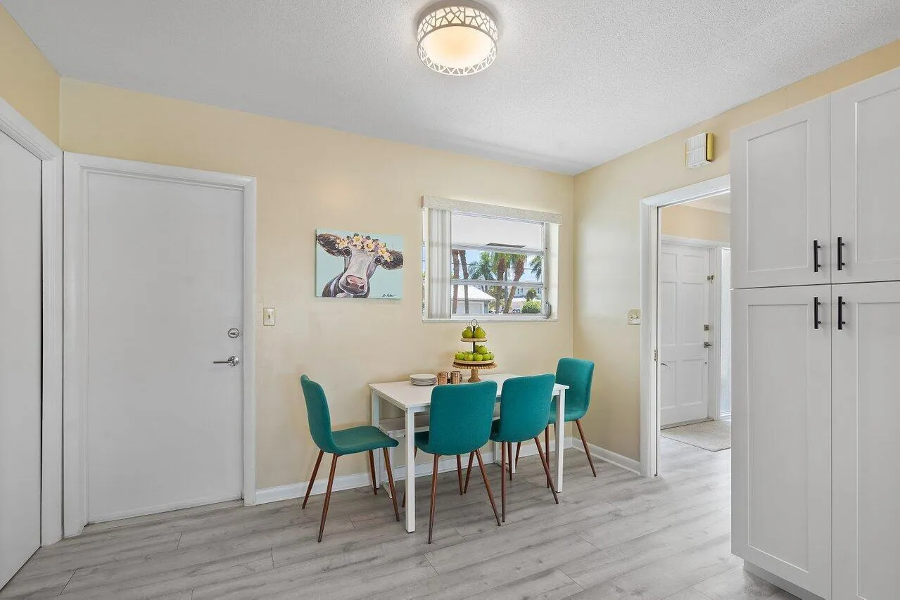 010-2767SpanishRiverRoad-BocaRaton-FL-33