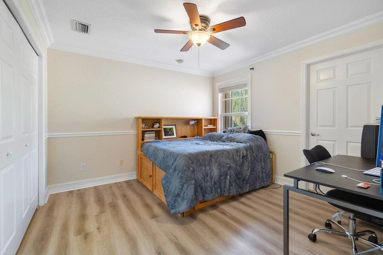021-11380SandstoneHillTerrace-BoyntonBea