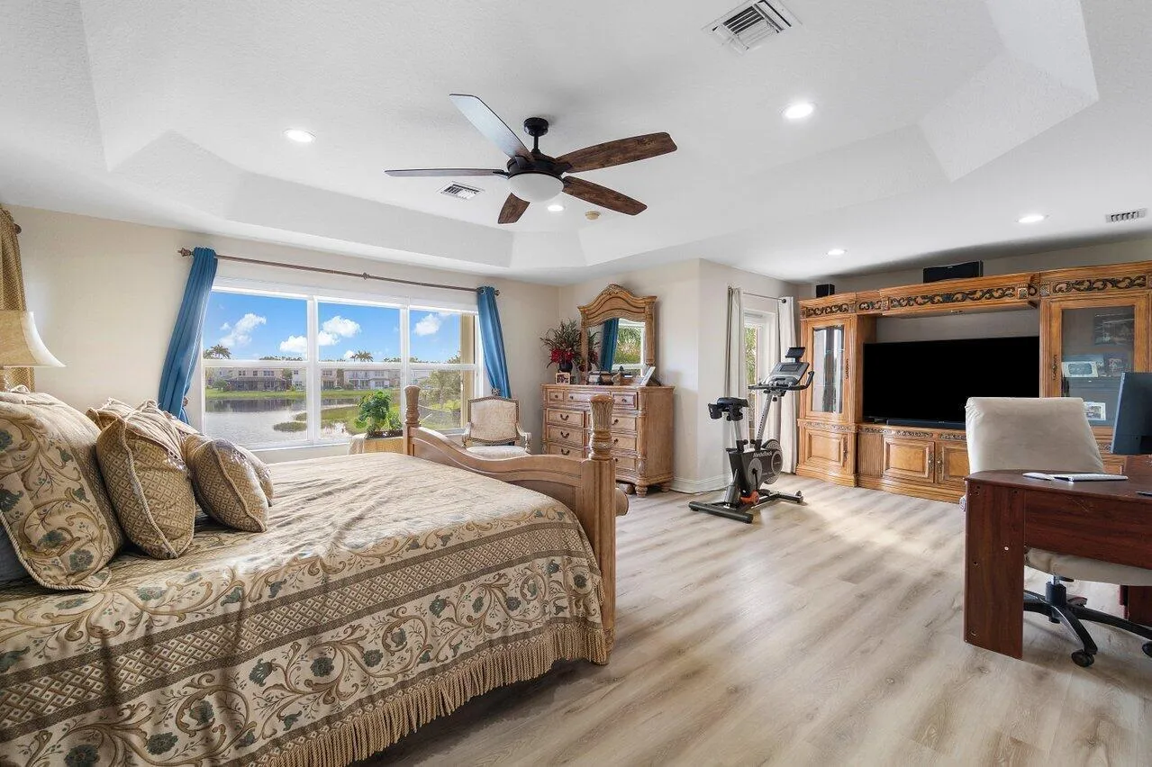 025-11380SandstoneHillTerrace-BoyntonBea