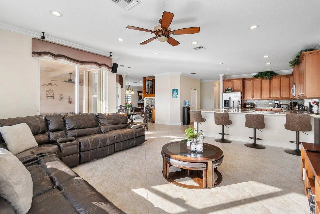 016-11380SandstoneHillTerrace-BoyntonBea