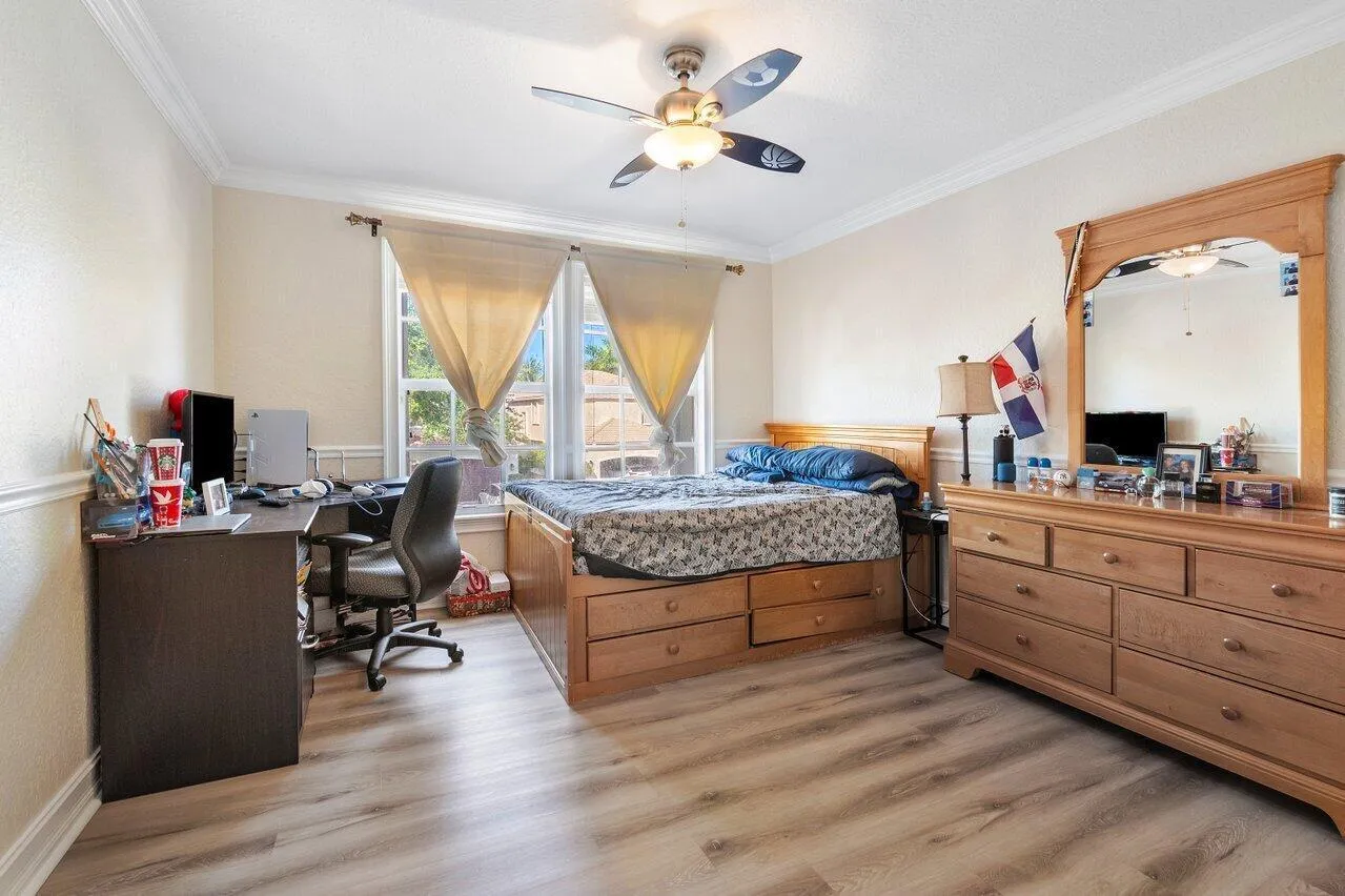 023-11380SandstoneHillTerrace-BoyntonBea