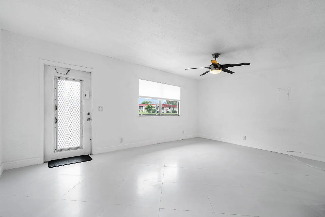 011-143SevilleWay-DelrayBeach-FL-small