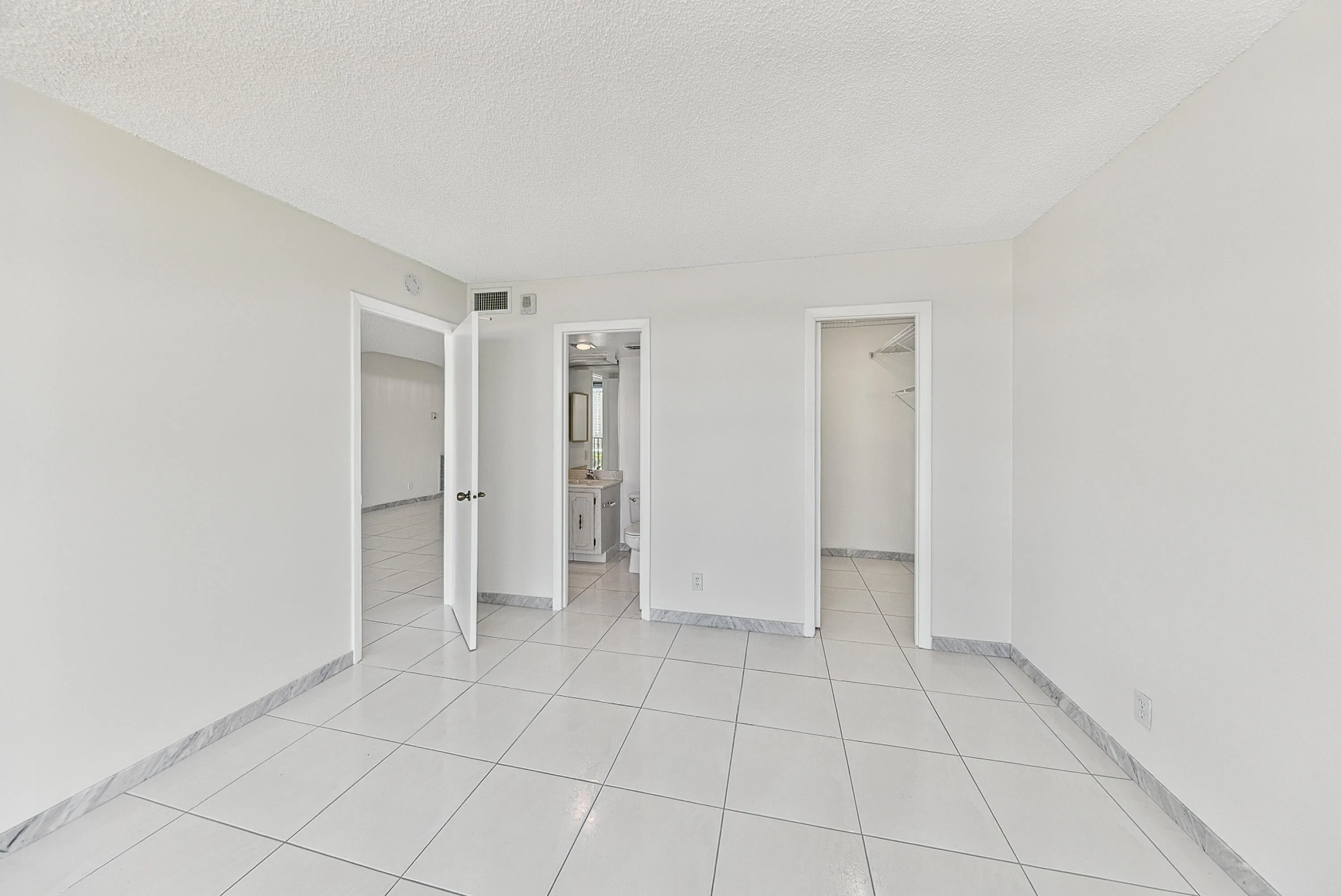 xenikis-10