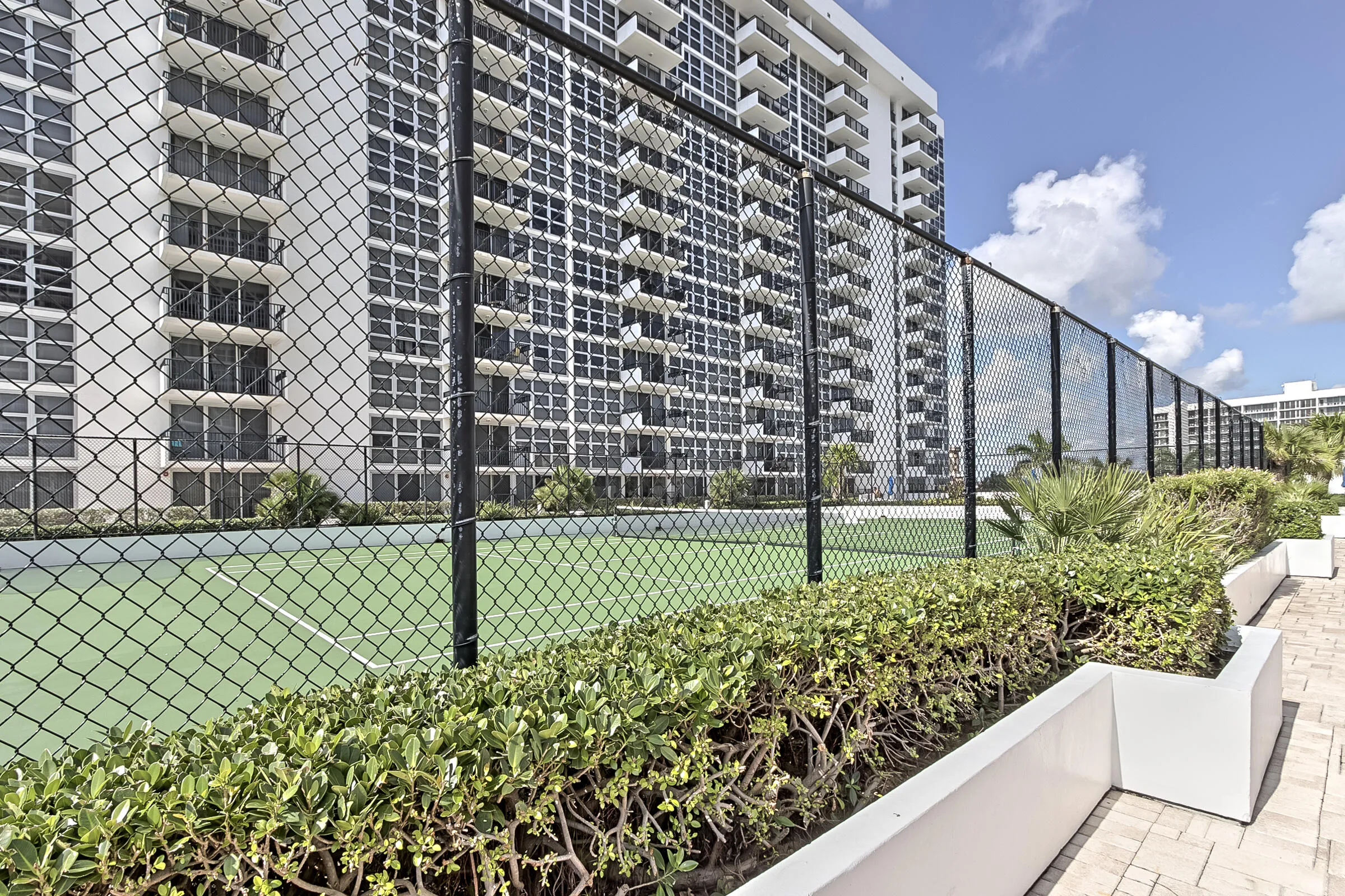 silver thatch amenities (2)