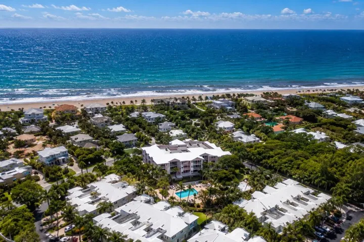 Aerial View of Building and proximity to the beach